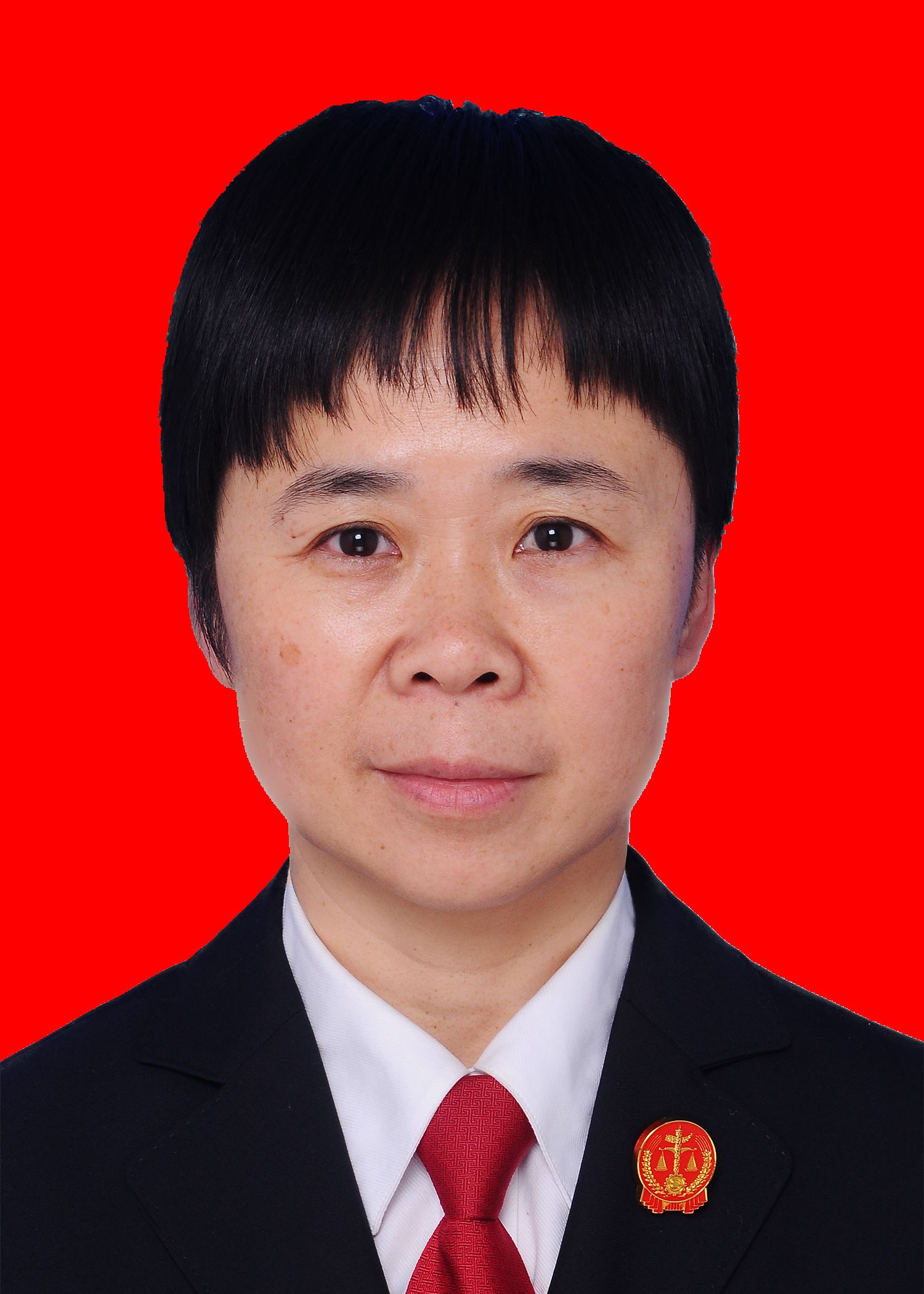 何俐霞.jpg
